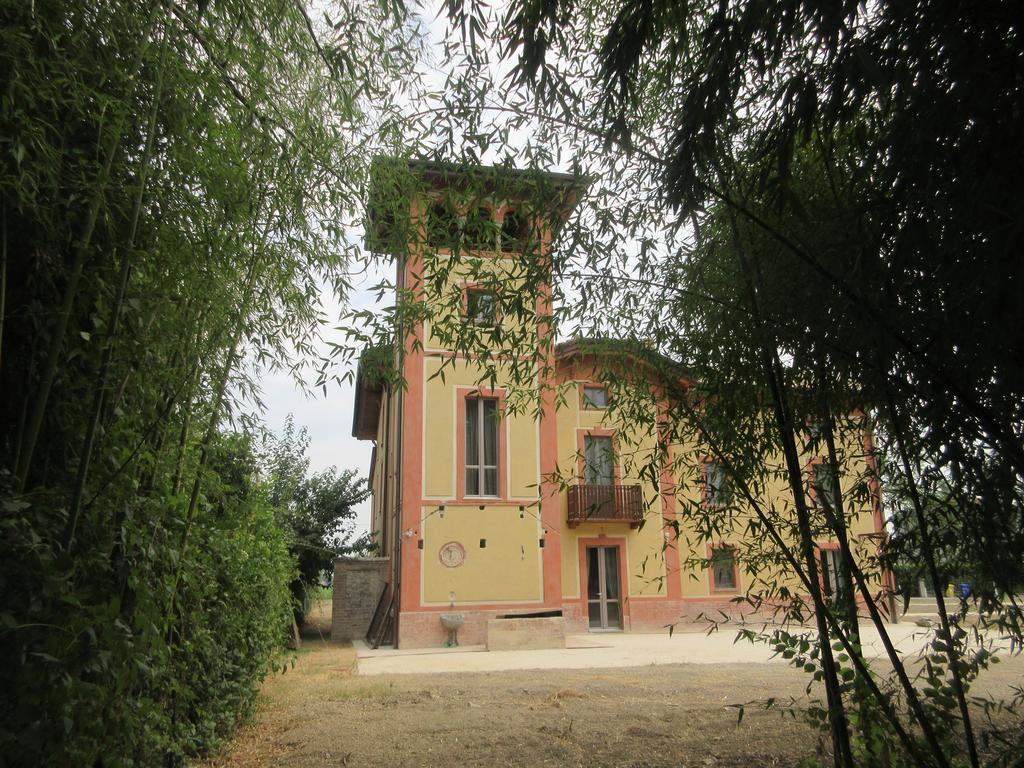 Villa Laura Cocconi Екстериор снимка
