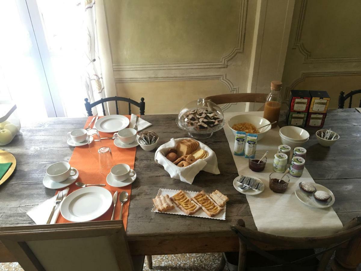 Villa Laura Cocconi Екстериор снимка